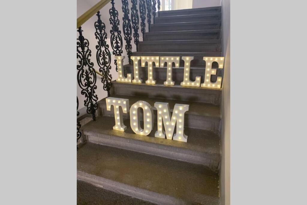 Little Tom Apartments Prag Dış mekan fotoğraf
