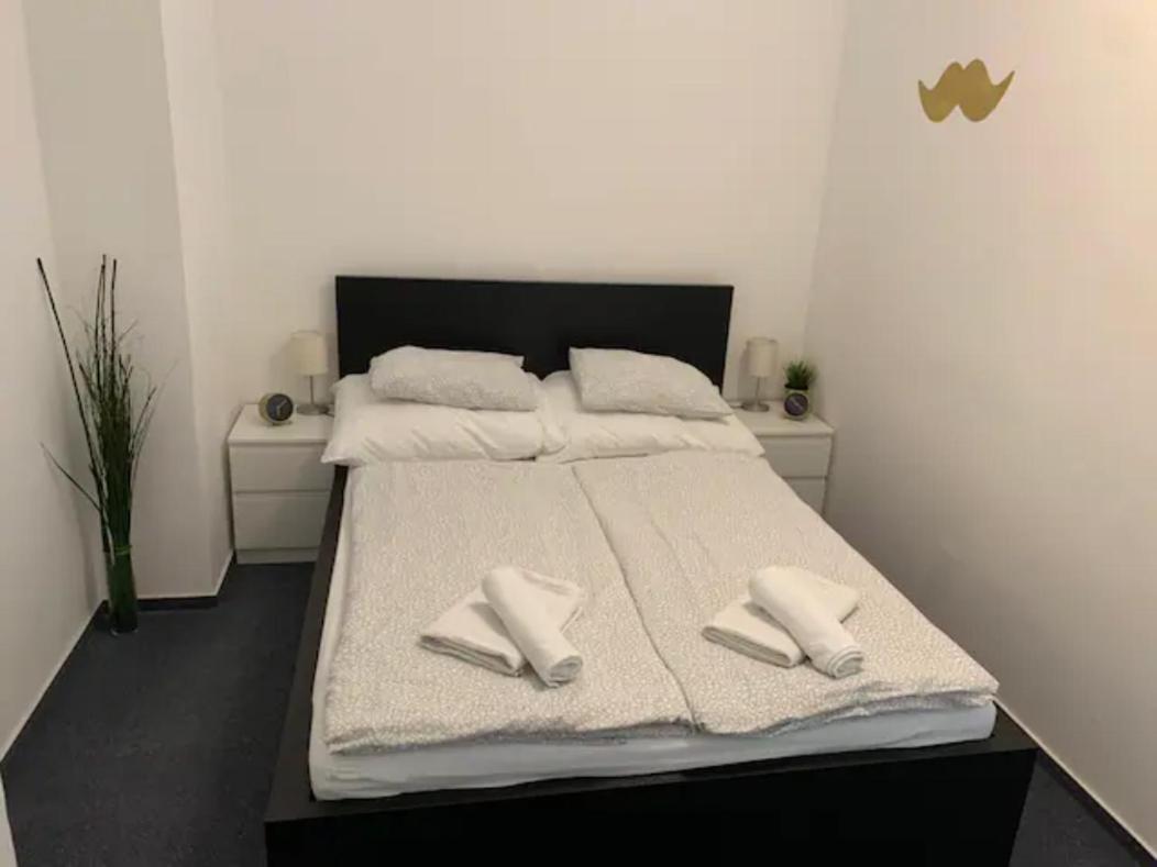 Little Tom Apartments Prag Dış mekan fotoğraf