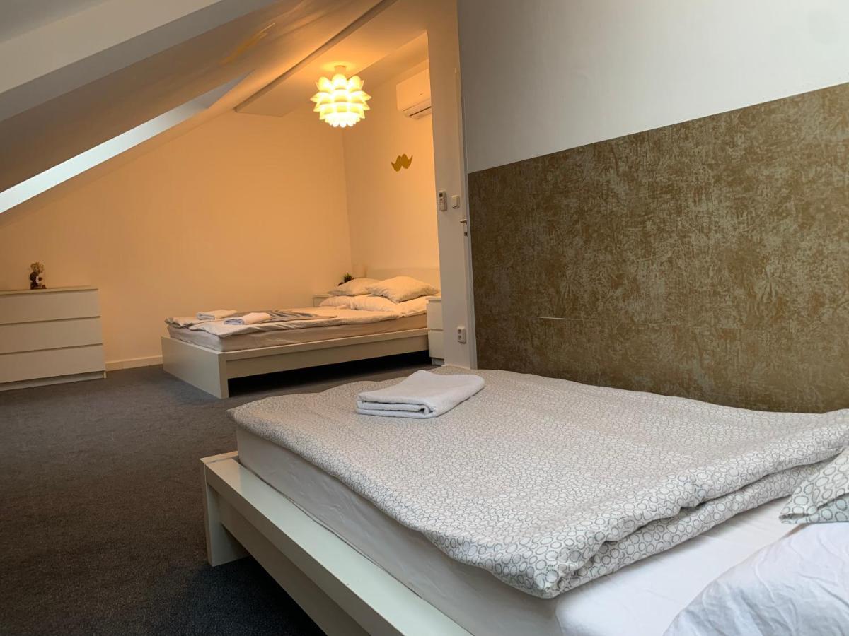 Little Tom Apartments Prag Dış mekan fotoğraf