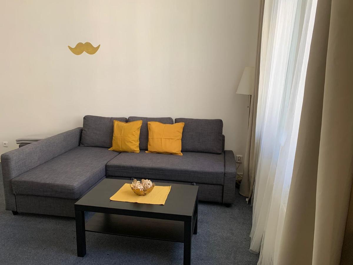 Little Tom Apartments Prag Dış mekan fotoğraf